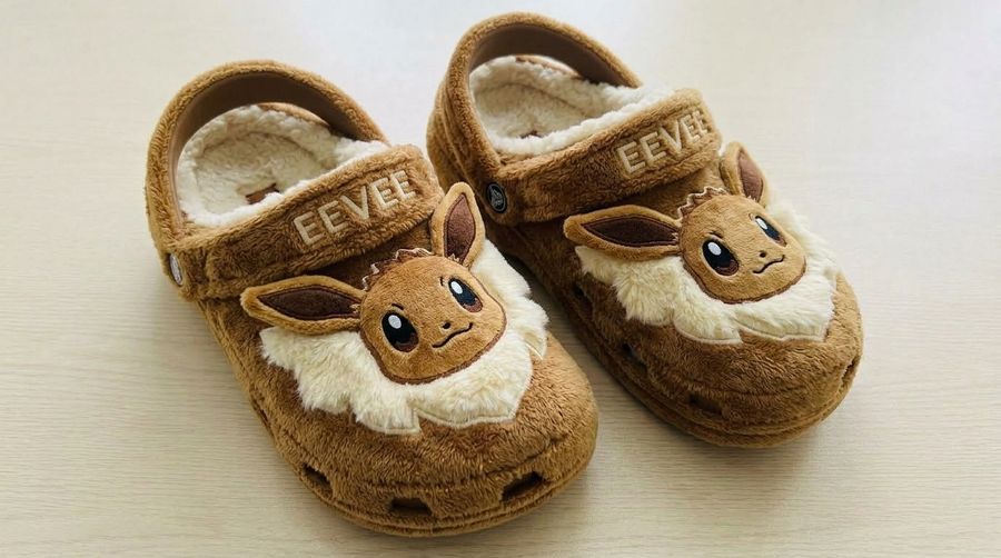 Wholesale Eevee Plush Clogs Cartoon Fuzzy Slippers Sherpa-Lined Winter Indoor Outdoor Garden Shoes Unisex