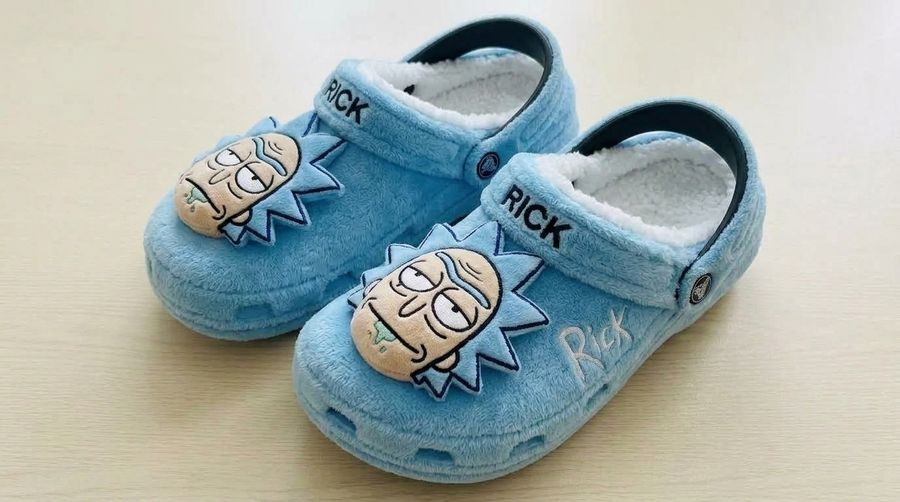 Wholesale Rick Plush Clogs Cartoon Fuzzy Slippers Sherpa-Lined Winter Indoor Outdoor Garden Shoes Unisex